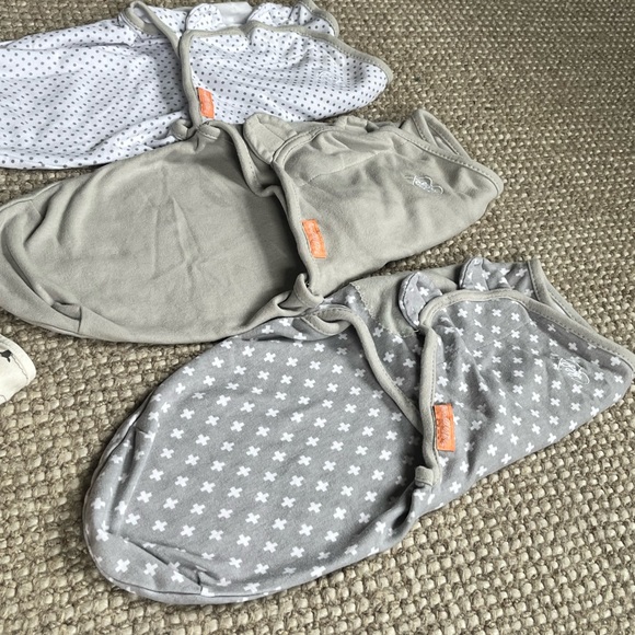 SwaddleMe Swaddles- Set of 4 - Picture 2 of 7